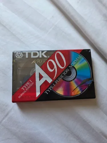 Fita Cassete TDK A90 (LACRADA)