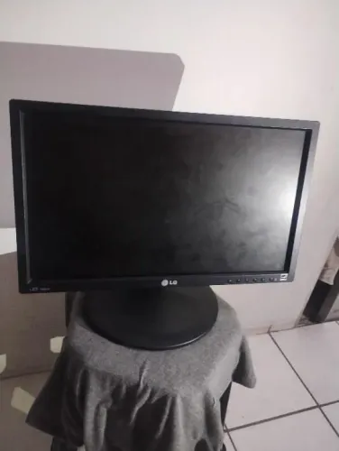 monitor lg 19eb13pw