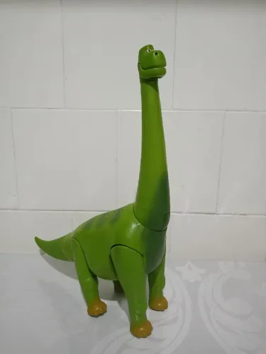 Dinossauro Papai Henry (Poppa Henry), do filme O Bom Dinossauro Disney