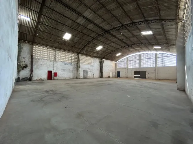 Comercial para locação em rua pública, SANTOS DUMONT, Maceió, AL