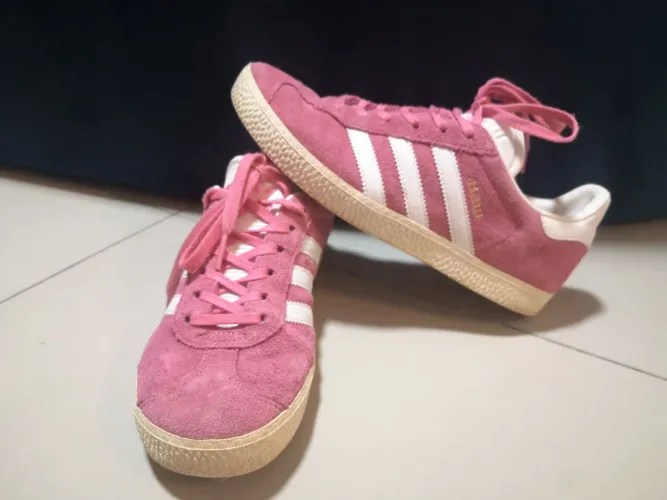 Tênis Adidas Gazelle Tam 4.5 US (34)