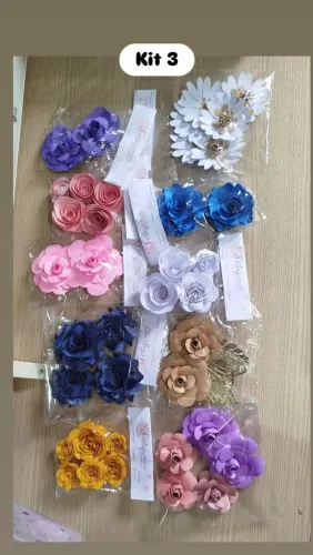 Lote de Flores de papel pra topos e bolo