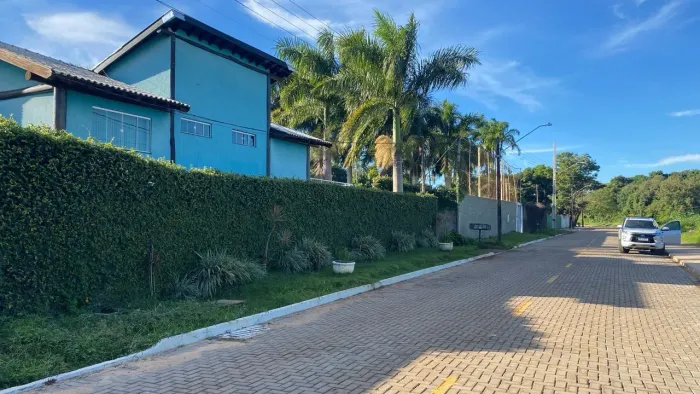 Vendo casa às margens do rio Tibagi