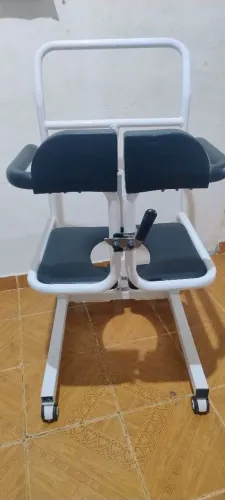 Cadeira de transferência Dellamed - elétrica
