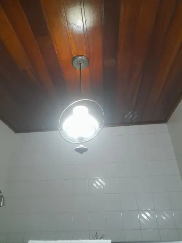 Luminária serve banheiro,quarto etc