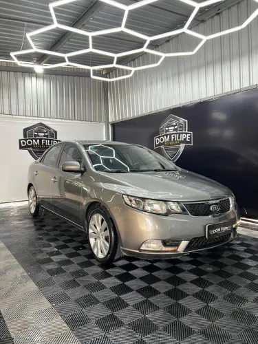 Kia Motors Cerato 1.6 16V Aut. 2013