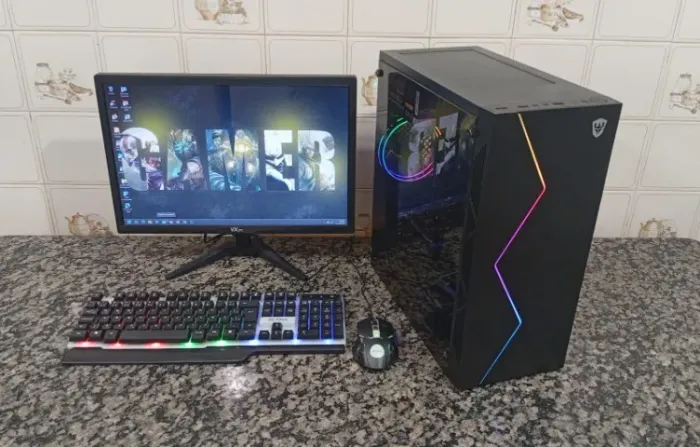 i3 7ª - 12GB - SSD 128GB - 4GB - LCD HDMI