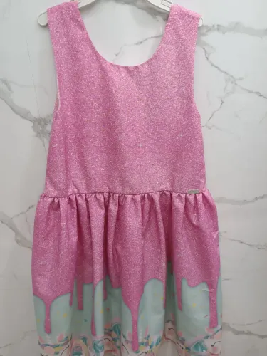 Vestido de unicórnio, Mon Sucré (pesquise o site), veste 8/9
