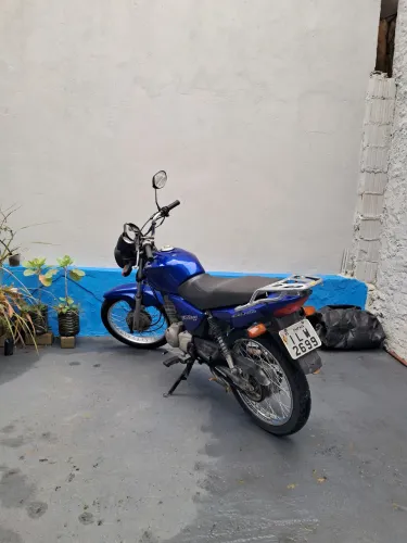 Vendo titan 150 ano 2004 placa do Sul