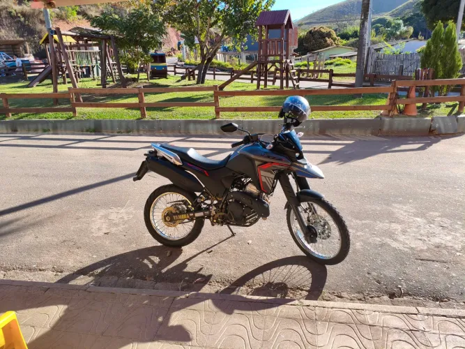Moto XTZ Lander 250cc