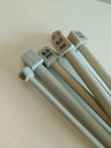Agulhas de tricô alumínio 35 cm comprimento. 9.0 mm, 8.0 mm, 5.0 mm importado da Espanha