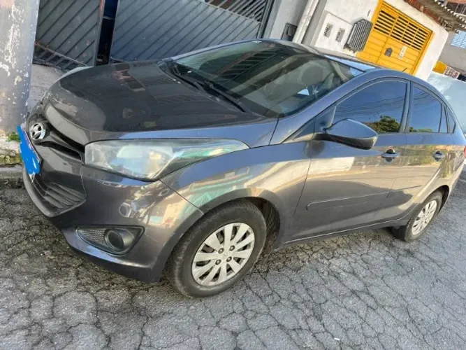 Hyundai HB20S C.style/c.plus1.6 Flex 16V Aut. 4P 2015