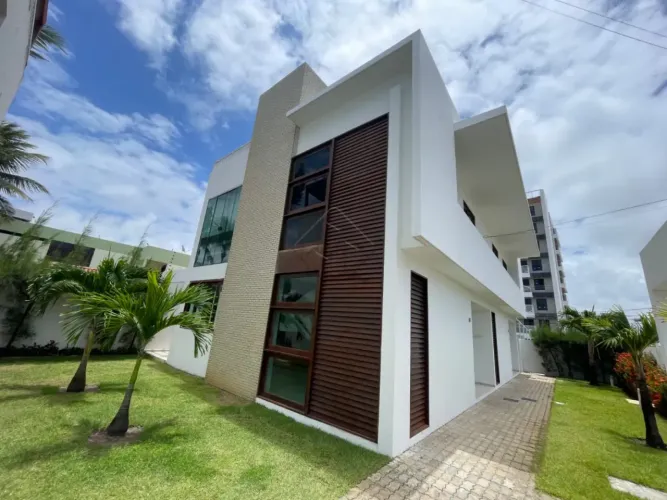 Casa Triplex em Condominio à Beira-Mar de Camboinha na grande João Pessoa/PB ? Viva de Fre