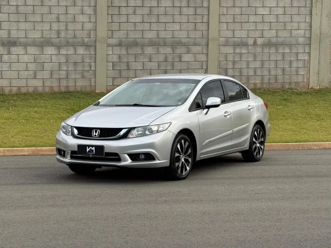 Honda Civic Sedan LXR 2.0 Flexone 16V Aut. 4P 2015