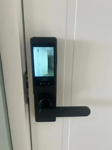 Fechadura Aitek Alpha 203: Prática e Segura para Seu Lar pronta entrega