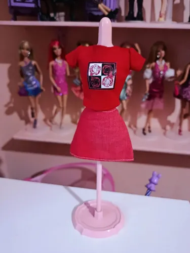 Roupa para Boneca Barbie Saia e Blusinha