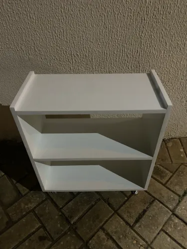 Sapateira de MDF branco 50cm