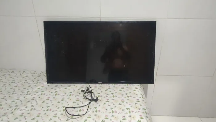 Tv Samsung 40 polegadas com deftpara aproveitar peças