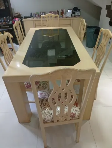Jogo de jantar com mesa 6 cadeiras e balcão todo em madeira