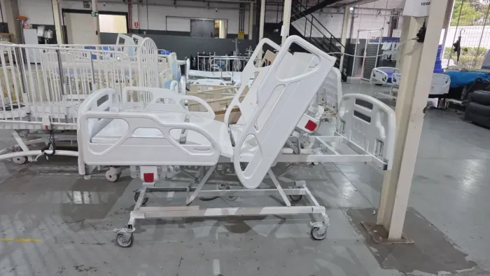 Cama hospitalar poltrona 10 movimentos