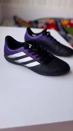 Chuteira Futsal Infantil adidas Rabisco - Preto+Roxo