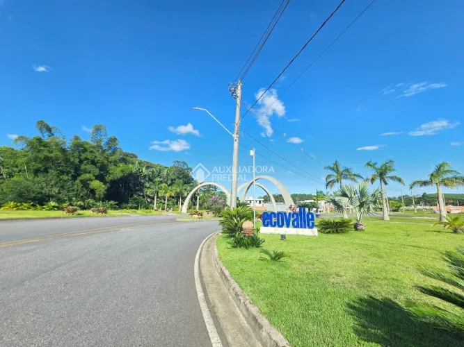 Terreno com 300m² para venda, localizado no bairro Itinga em Araquari, por R$ 195.000,00