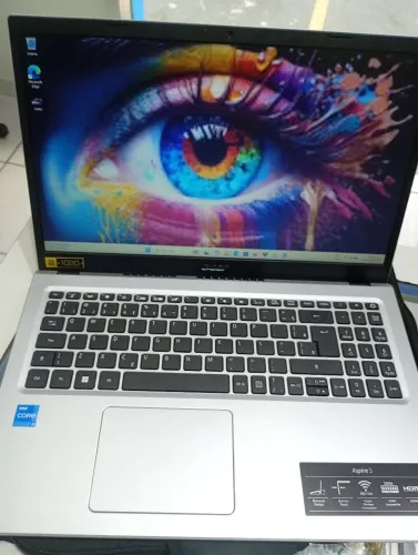 Notebook Acer i3