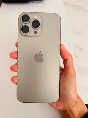 iPhone 16 Pro Max, 256GB SEMINOVO