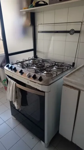Vendo fogão