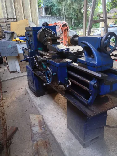 Torno mecânico Nardini 220
