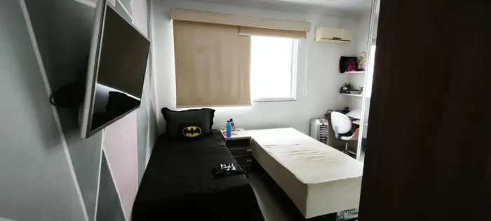 Centro Niterói - QUARTO ESTUDANTE (MOÇAS) MOBILIADO, AR COND, CASA COMPLETA. 