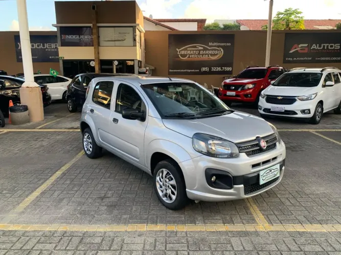 Fiat Uno Attractive 1.0 EVO Fire Flex 8V 5P 2021