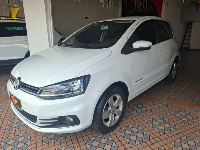 Volkswagen Fox Comfortline 1.6 Flex 8V 5P 2017