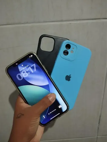 iPhone 12 leia descrição