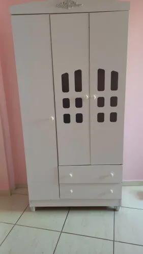 Guarda roupa infantil