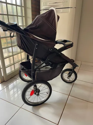 Graco FastAction 3 Rodas
