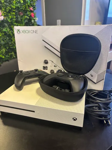 VENDO XBOX ONE S