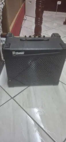 Amplificador de Guitarra Staner