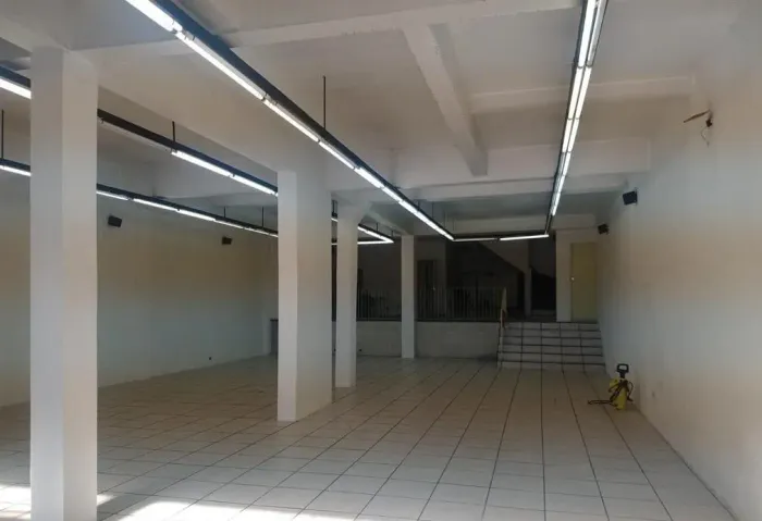 Sala comercial em Rua Coronel Alfredo Fláquer - Centro - Santo André/SP
