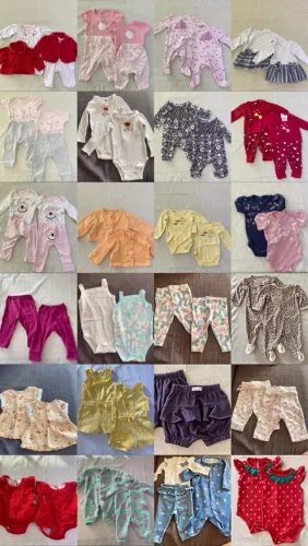 Vendo roupinhas de par para gêmeas