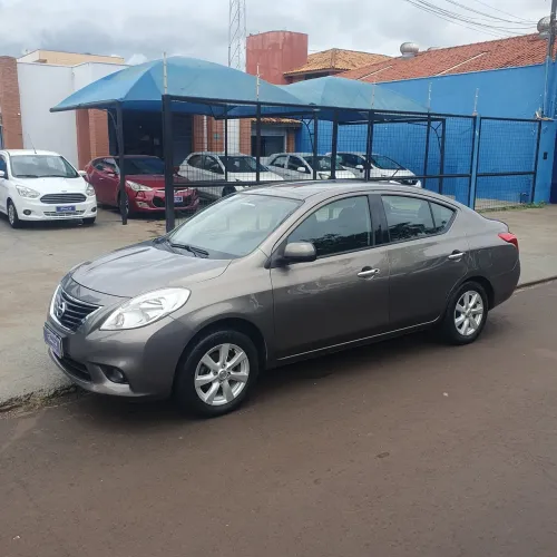 Nissan Versa SL 1.6 16V Flex Fuel 4P Mec. 2012