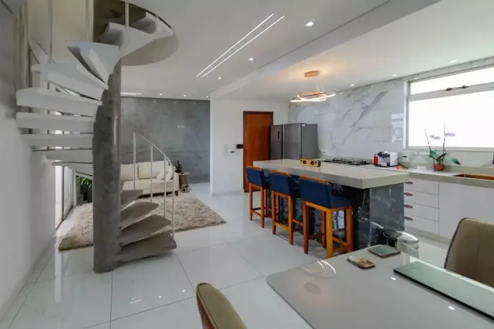 Cobertura à venda, 3 quartos, 1 suíte, 2 vagas, Coração Eucarístico - Belo Horizonte/MG