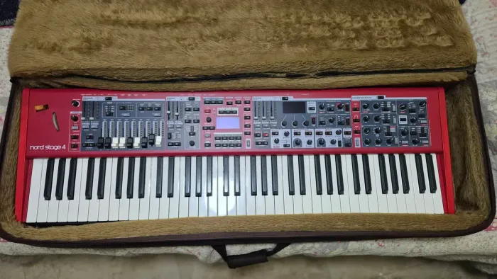 Nord Stage 4