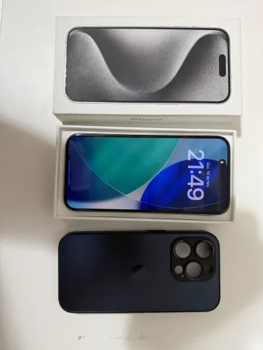 IPHONE 15 PRO 256 GB BRANCO - IMPECÁVEL