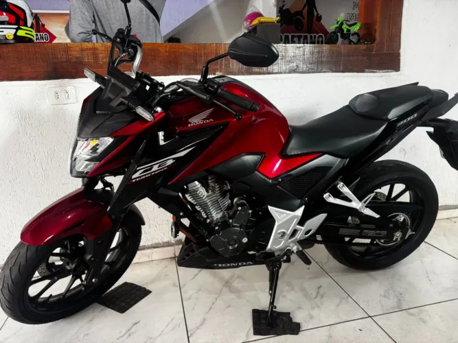 CB300 Twister Em 21X 1.210,00 no cartão de crédito e 3.000,00 de Entrada