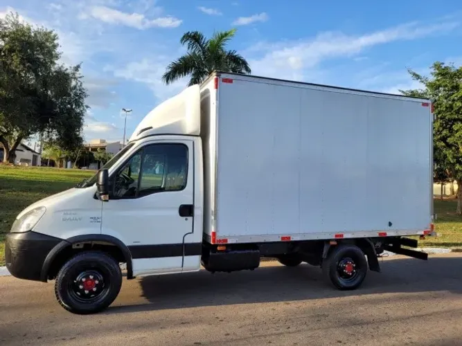 Iveco Daily 35s14 3.0 16V Turbo Diesel Mec. 2012