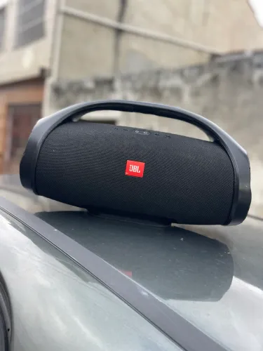 BOOMBOX 