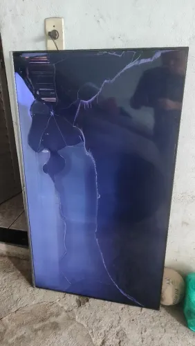  TV PHILCO tela quebrada. PEÇAS FUNCIONADO!