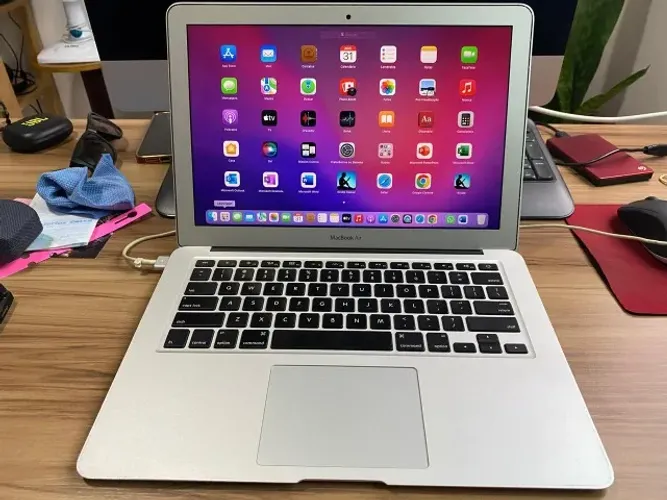 MacBook Air 13 Polegadas, 8 GB DDR3 Intel I5