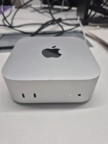 Mac Mini Chip M4 16gb Ram 256gb Ssd - semi novo